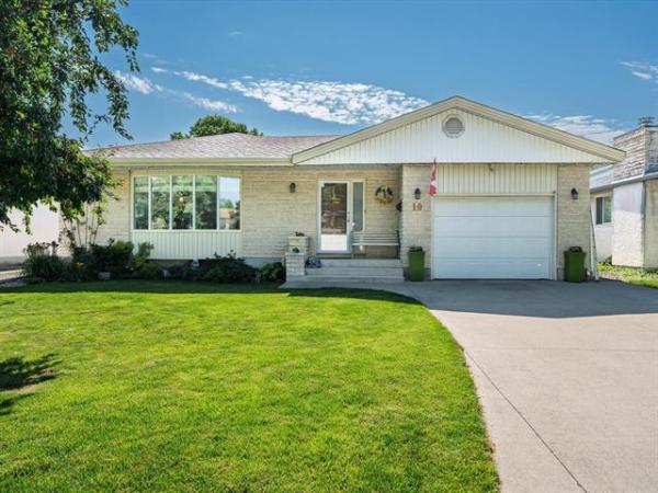 Home Photo - 10 John Taylor Place