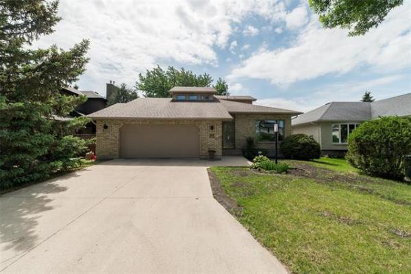 Home Photo - 26 Brambleforde Crescent