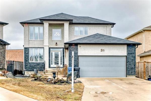 Home Photo - 35 Mosselle Place