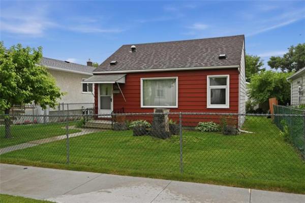 home photo - 764 Weatherdon Avenue