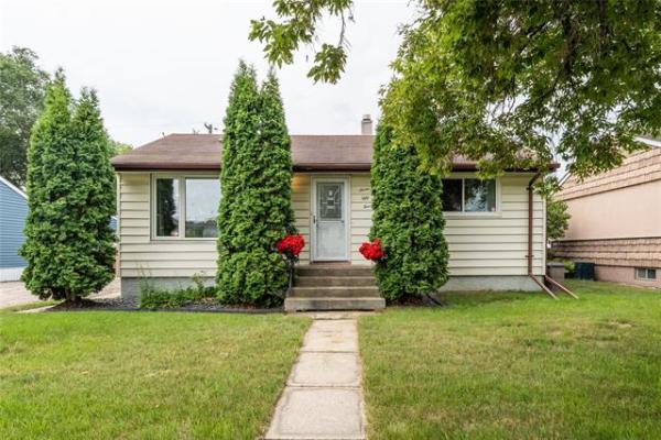 home photo - 754 Hoskin Avenue