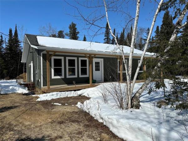 Home Photo - 14 Evergreen Road