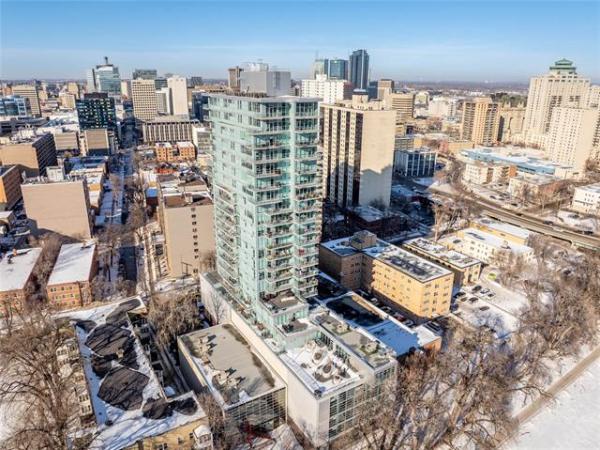 Home Photo - 1504-390 Assiniboine Avenue