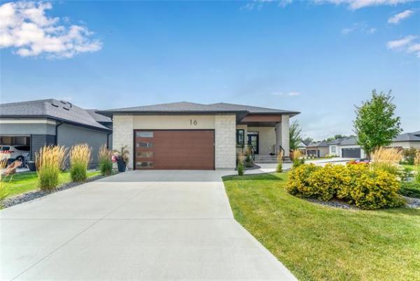 Home Photo - 16 Beck Cove