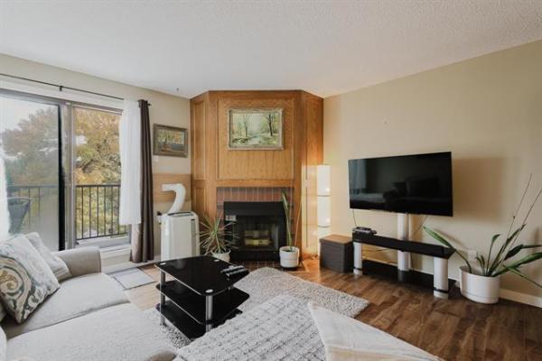 Home Photo - 304-9 Burland Avenue