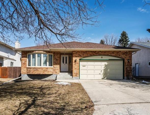 Home Photo - 8 Hookway Crescent