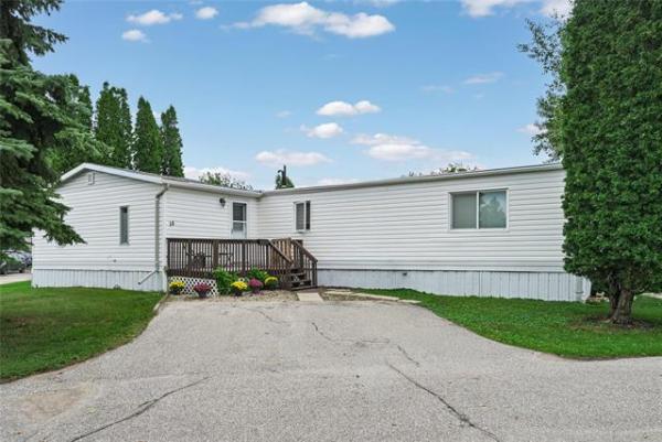 Home Photo - 14 Silverdale Crescent