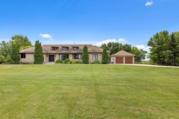 Home Photo - 1556 Leclaire Road