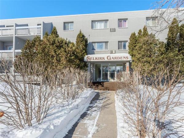 Home Photo - 307-65 Main Street