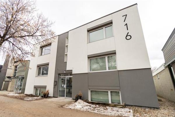 Home Photo - 9-716 Corydon Avenue