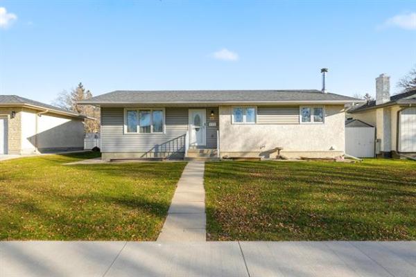 Home Photo - 73 Massena Crescent