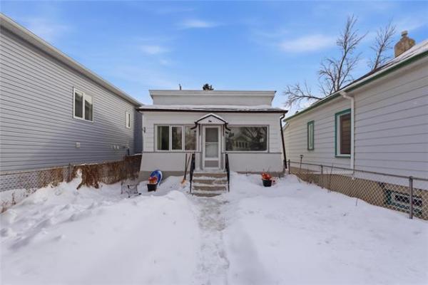 Home Photo - 34 Essex Avenue