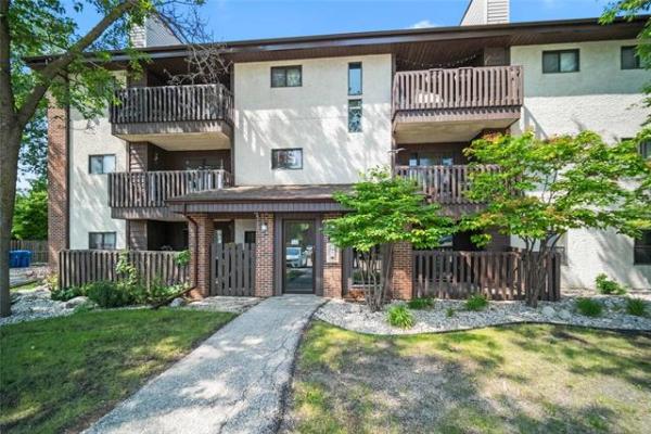 Home Photo - 110-28 Novavista Drive
