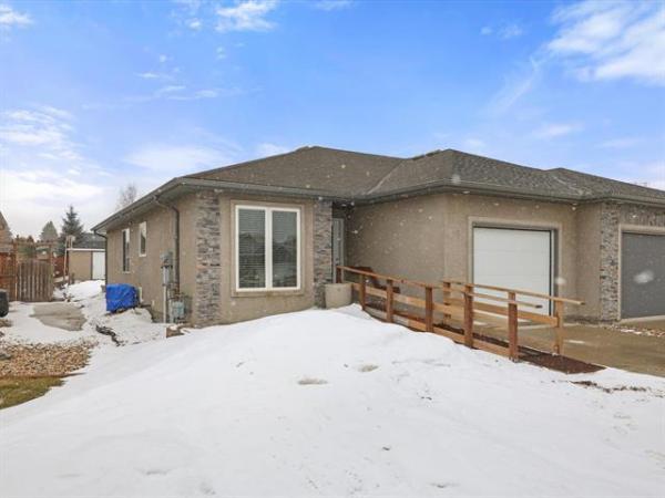 Home Photo - 19 Brighton Lane