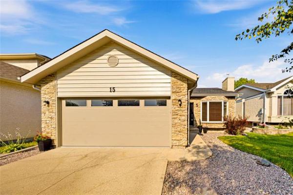 Home Photo - 15 Orford Crescent