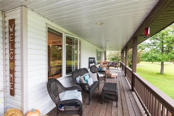 Home Photo - 18062 43E Road
