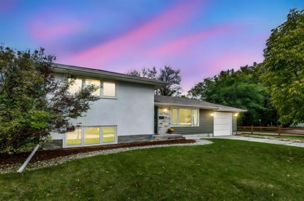 Home Photo - 104 De Bourmont Bay