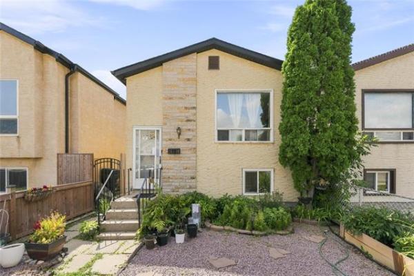 Home Photo - 1816 Ross Avenue