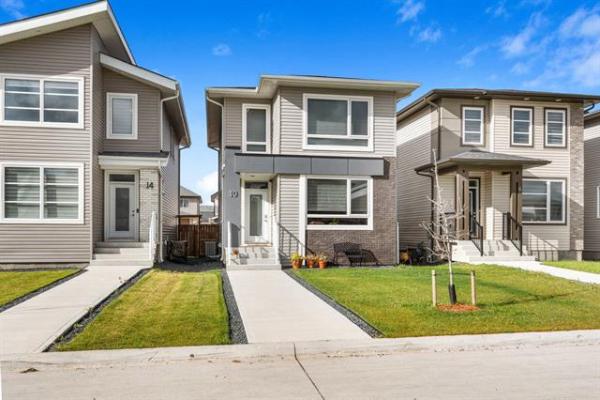 Home Photo - 10 Twintree Way