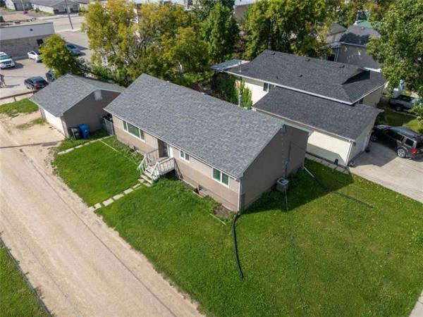 home photo - 42 1ST Street