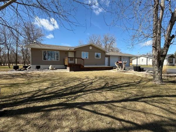 Home Photo - 12 SON Crescent