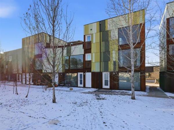 Home Photo - 5-791 Wall Street