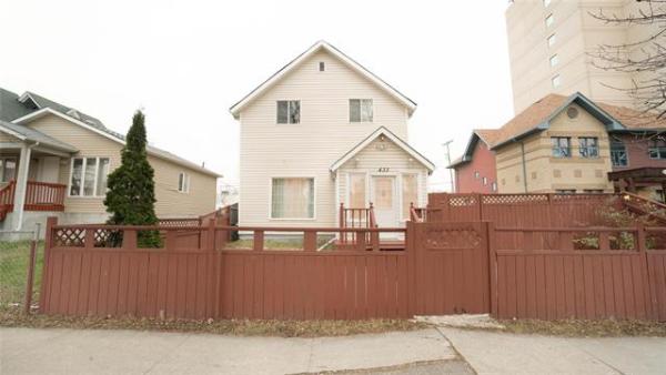 Home Photo - 433 Elgin Avenue