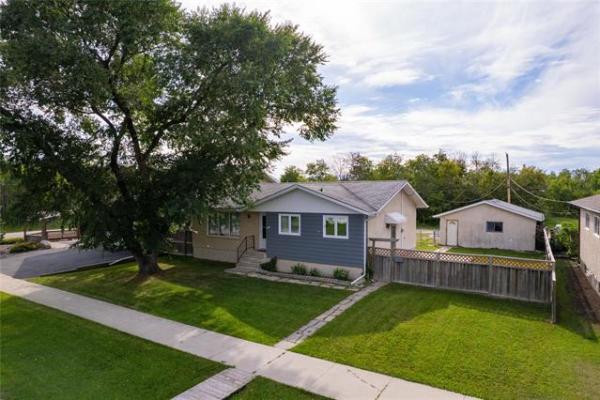 Home Photo - 139 Borden Avenue
