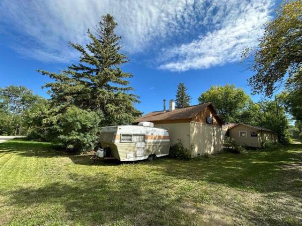 Home Photo - 38 Oak Avenue