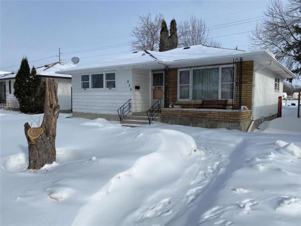 Home Photo - 656 Renfrew Street