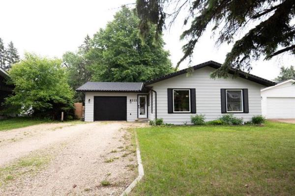 home photo - 325 Kroeker Avenue