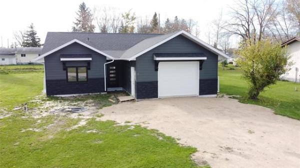 Home Photo - 318 First Avenue