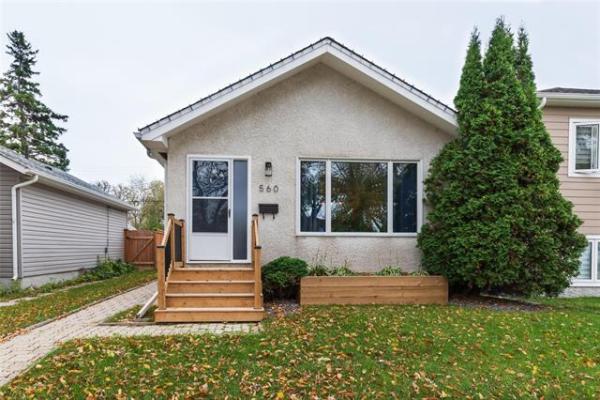 Home Photo - 560 St Catherine Street