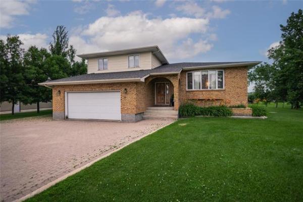 Home Photo - 843 ROSSMORE Avenue
