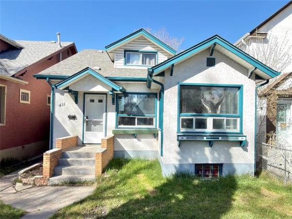 Home Photo - 431 College Avenue