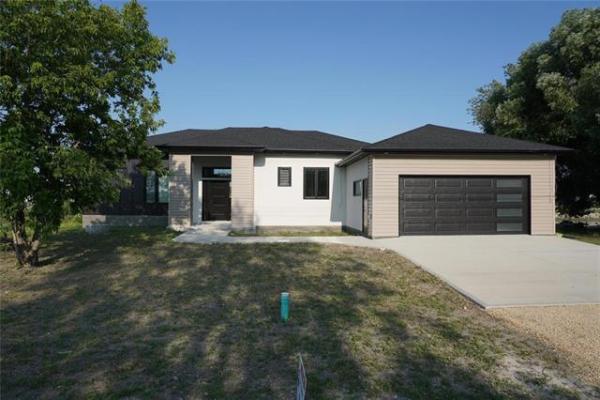 Home Photo - 18 Sunset Boulevard