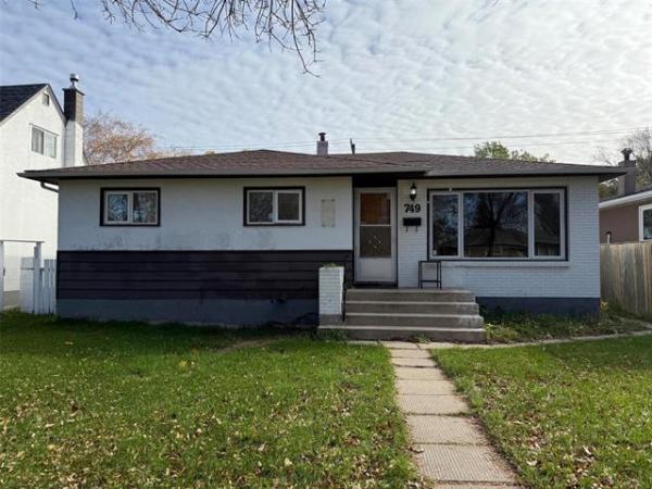 Home Photo - 749 Stewart Street