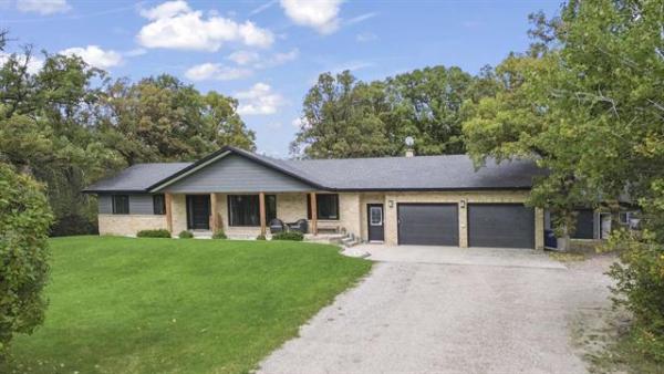 Home Photo - 83 OAKENWALD Crescent