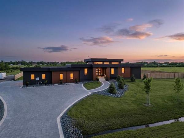 Home Photo - 26 Prince Cove