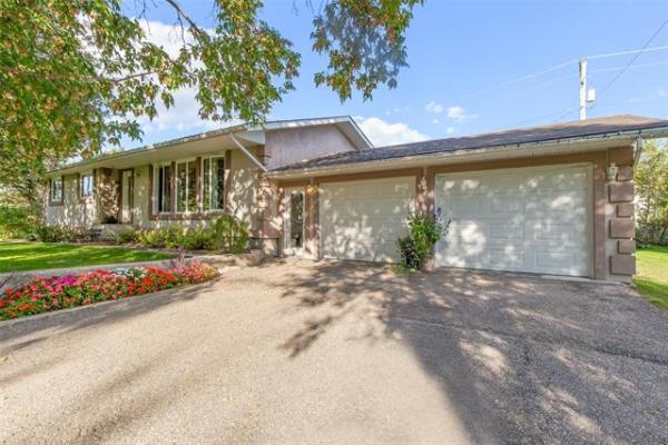 Home Photo - 20 Friesen Avenue