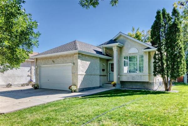 Home Photo - 54 Beechtree Crescent