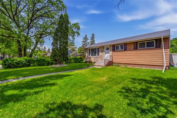 Home Photo - 685 Helmsdale Avenue