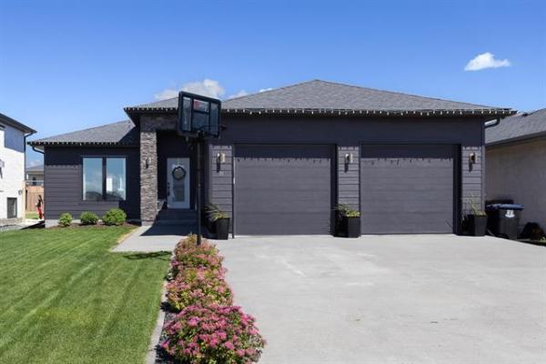 Home Photo - 29 Parkhill Crescent