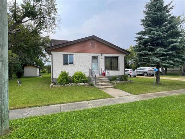 Home Photo - 15 1ST Avenue