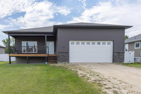 Home Photo - 35 BEAUDIN Boulevard