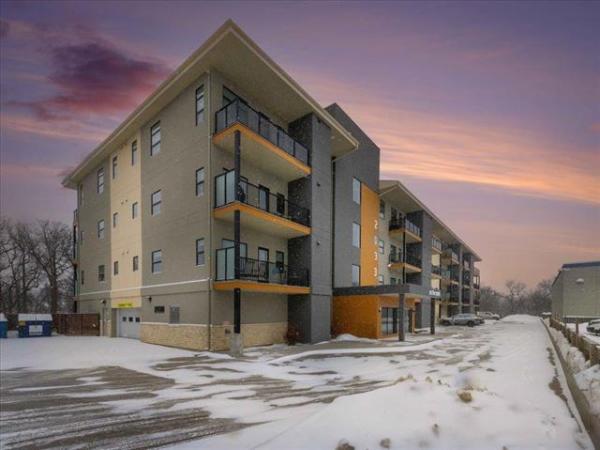 home photo - 205-2033 Henderson Highway