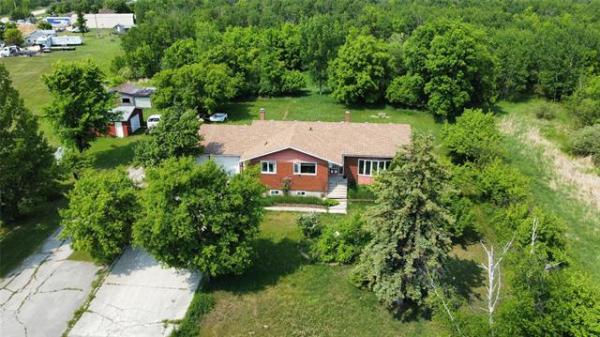 Home Photo - 36 LONI BEACH Road