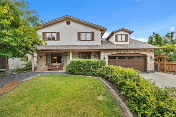 Home Photo - 95 Delbrook Crescent