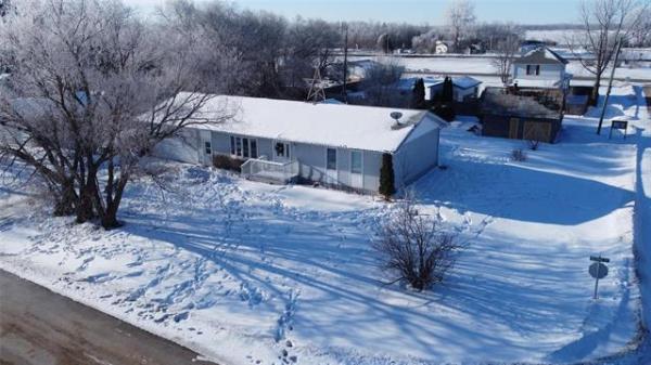 Home Photo - 17 Second Street