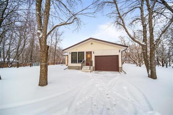 Home Photo - 1973 Berard Bay